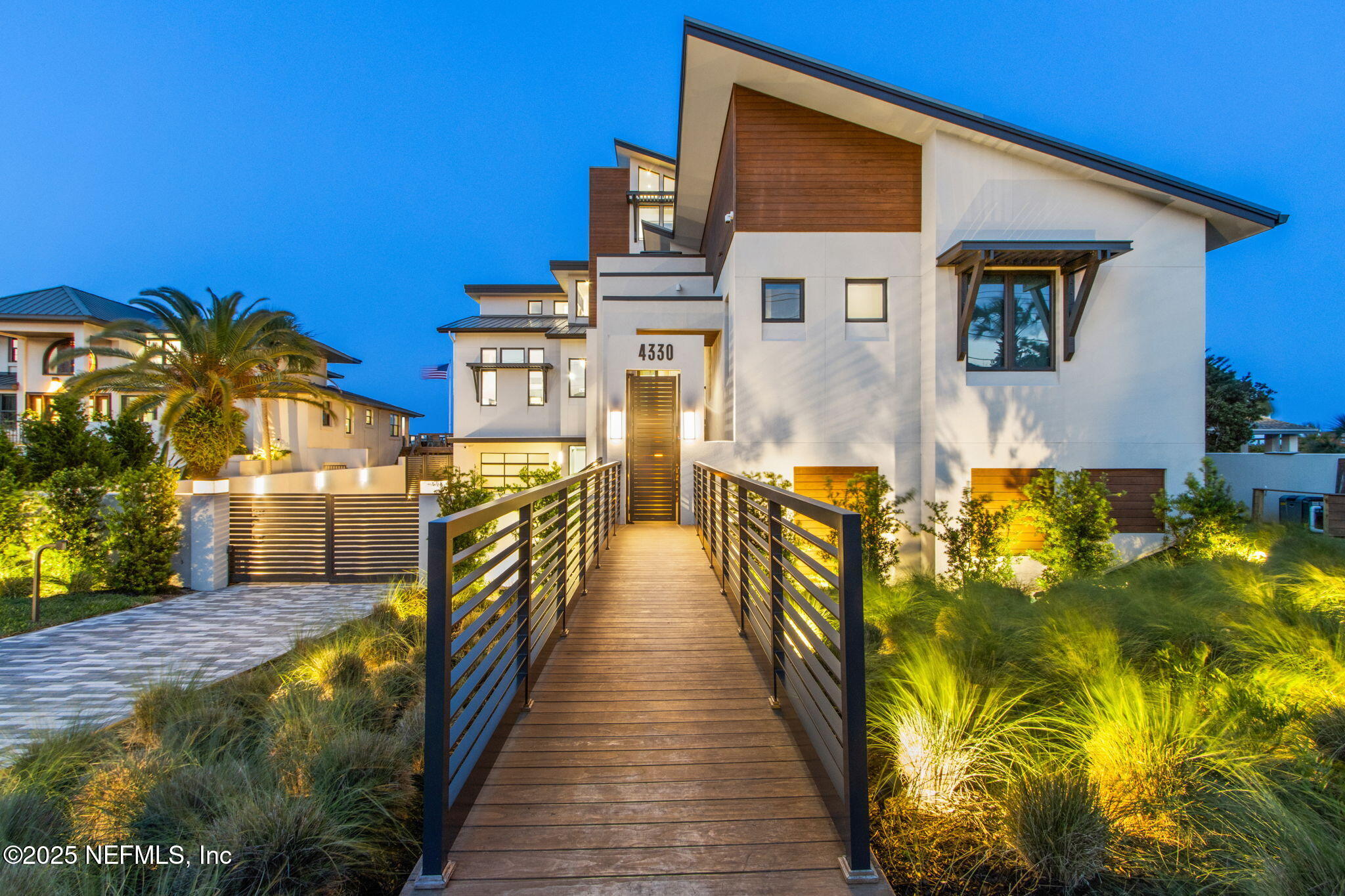 4330 S FLETCHER Avenue