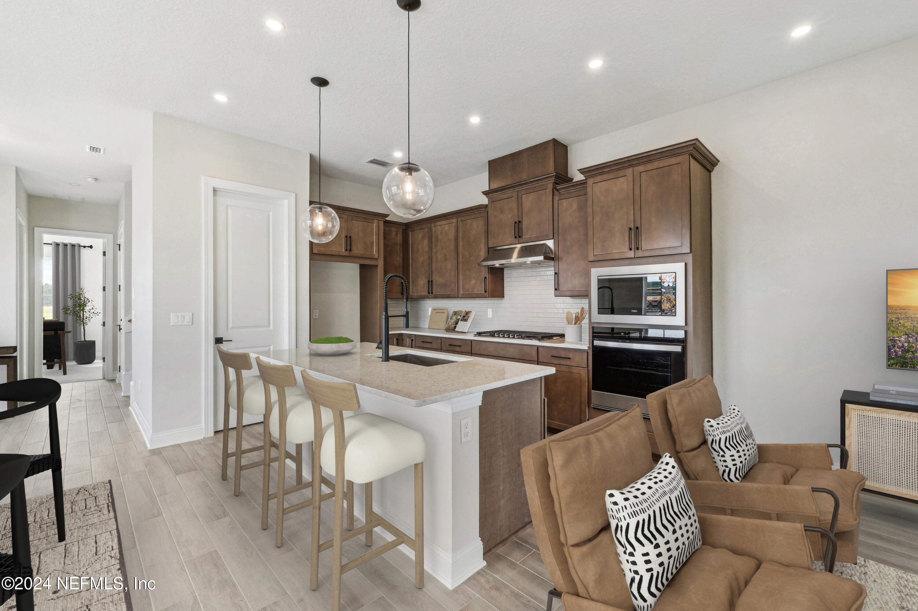 45 DELWOOD Way 212