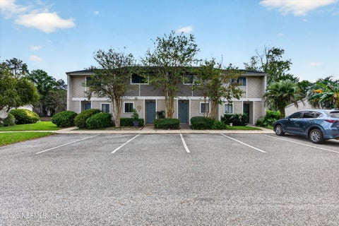 Photo of 3801 CROWN POINT Road #2152, Jacksonville, FL 32257 (MLS # 2166109)
