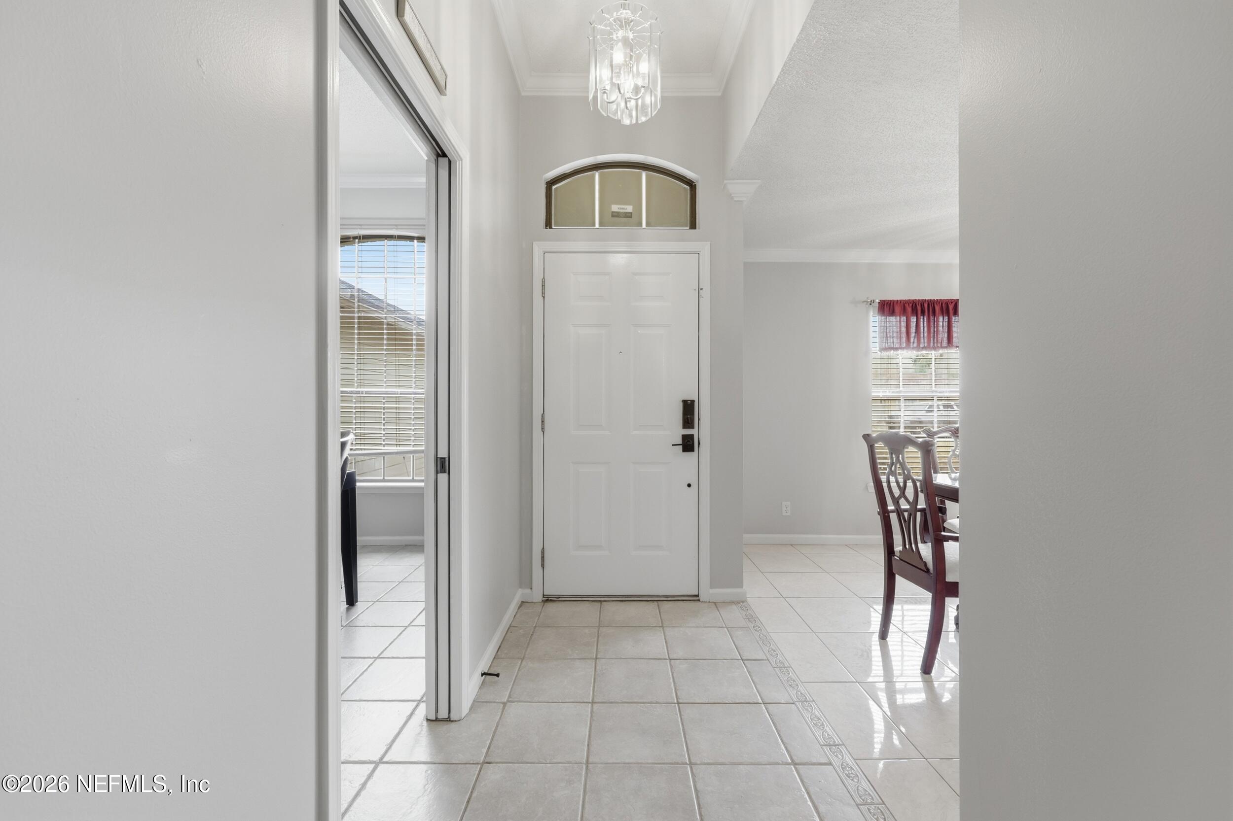 2103 FOREST GATE Drive W