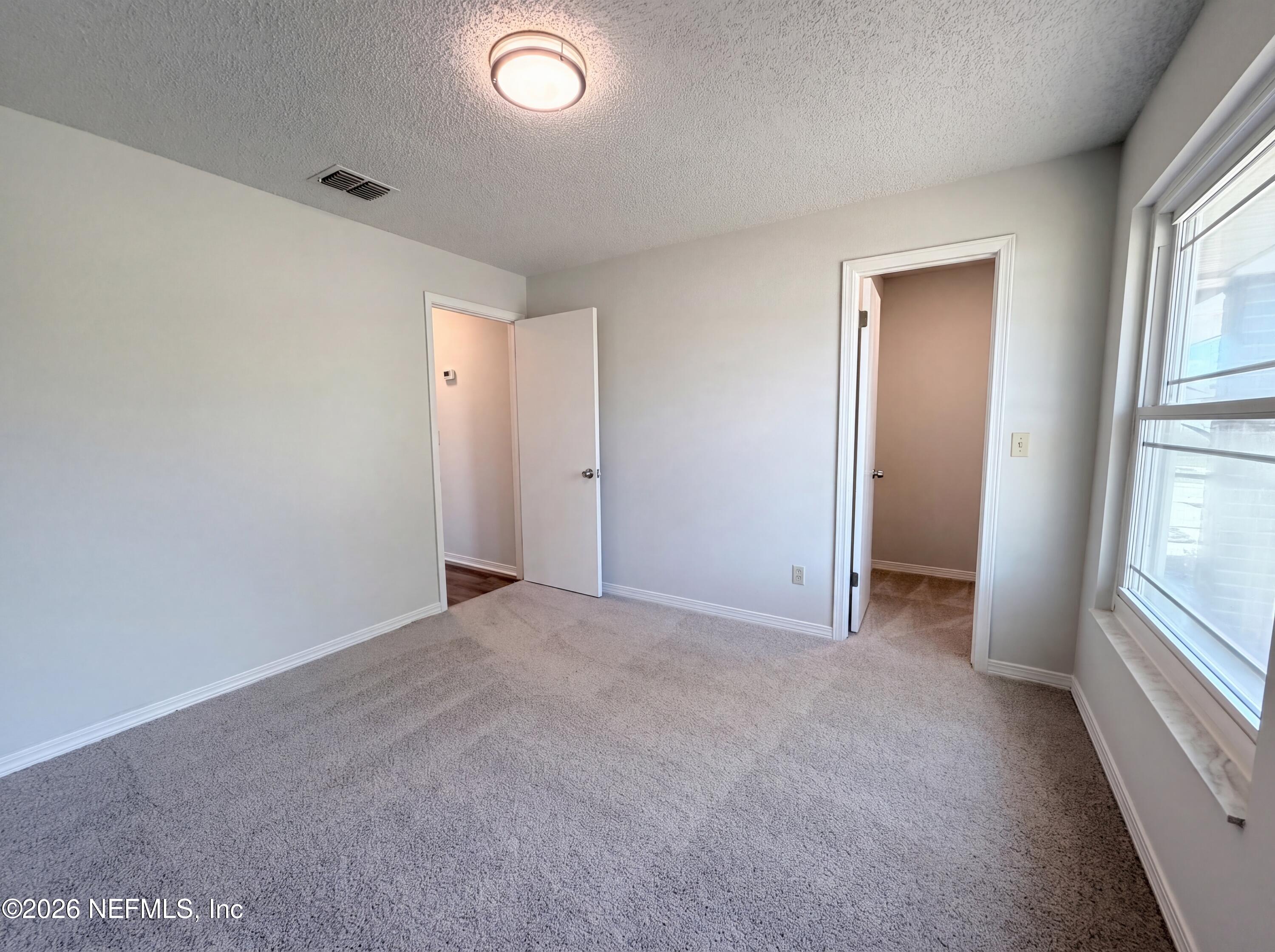 2621 SANDLEWOOD Circle