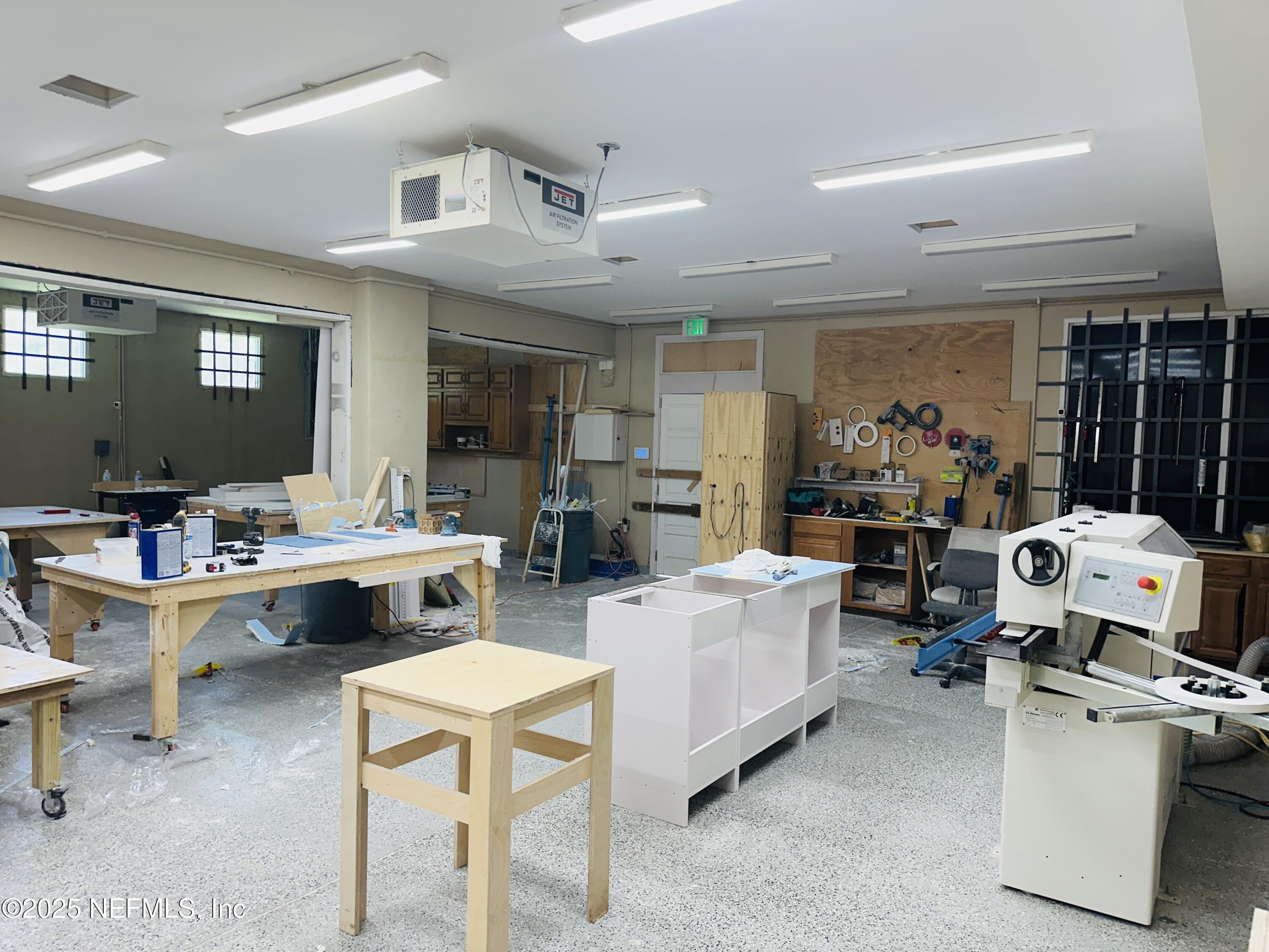 3406 COMMONWEALTH Avenue