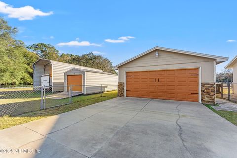 A home in Middleburg