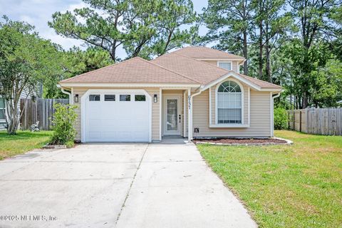 6737 NEWGATE Circle E Jacksonville FL 32244