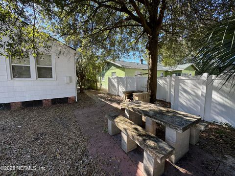 A home in Jacksonville