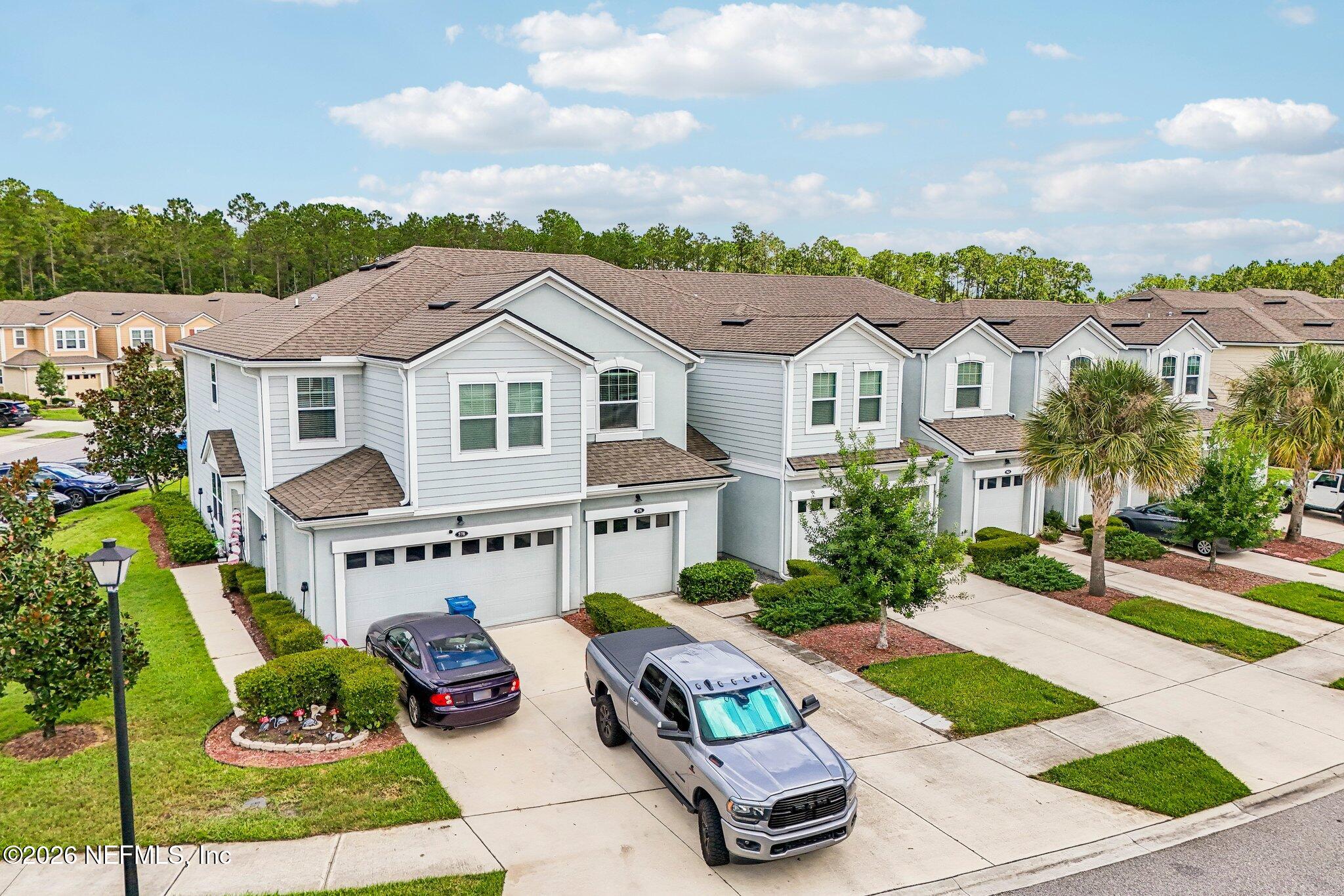 576 RICHMOND Drive