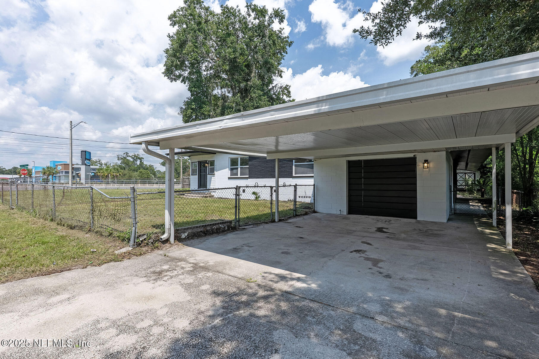 5757 CEDAR PARK Lane