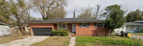 Photo of 1929 W 10TH Street, Jacksonville, FL 32209 (MLS # 2156447)