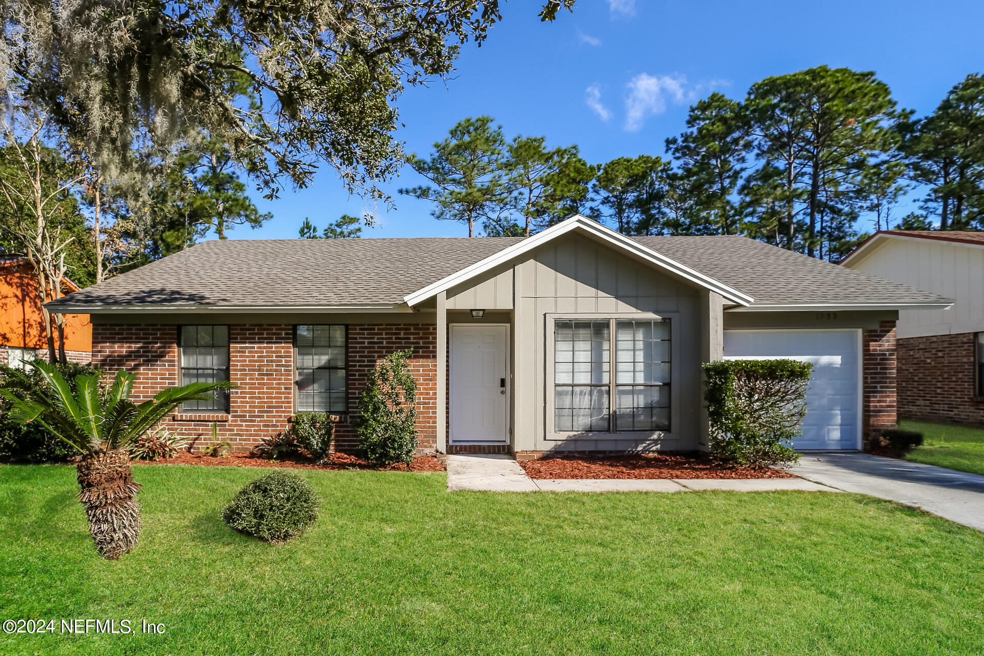 Jacksonville, FL home for sale located at 1533 SHEARWATER Drive, Jacksonville, FL 32218
