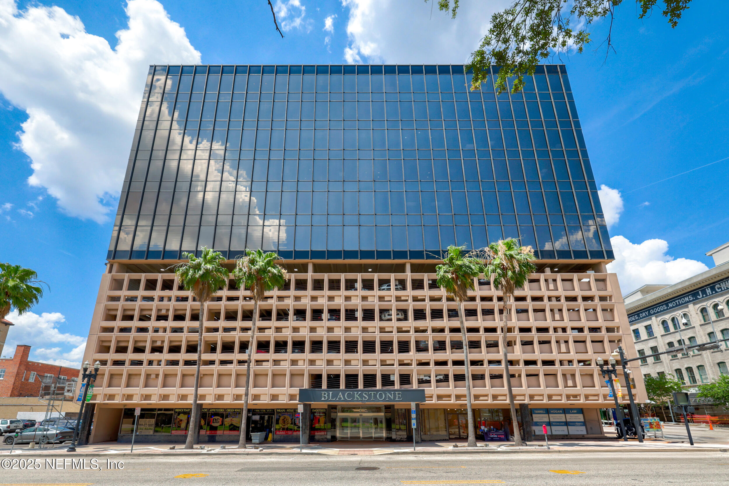 233 E BAY Street 1113