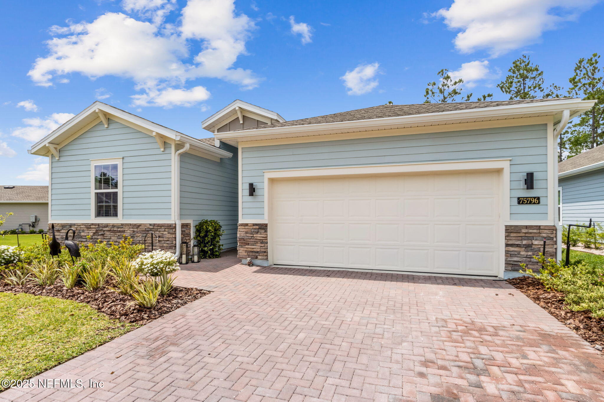 75796 PONDSIDE Lane