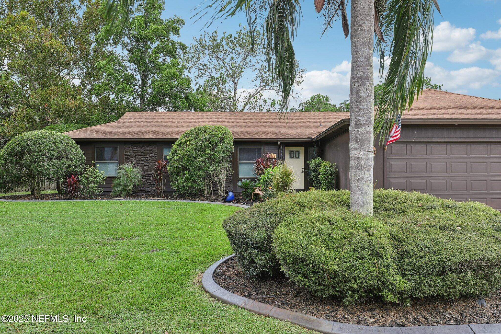 10858 MANDARIN STATION Drive W