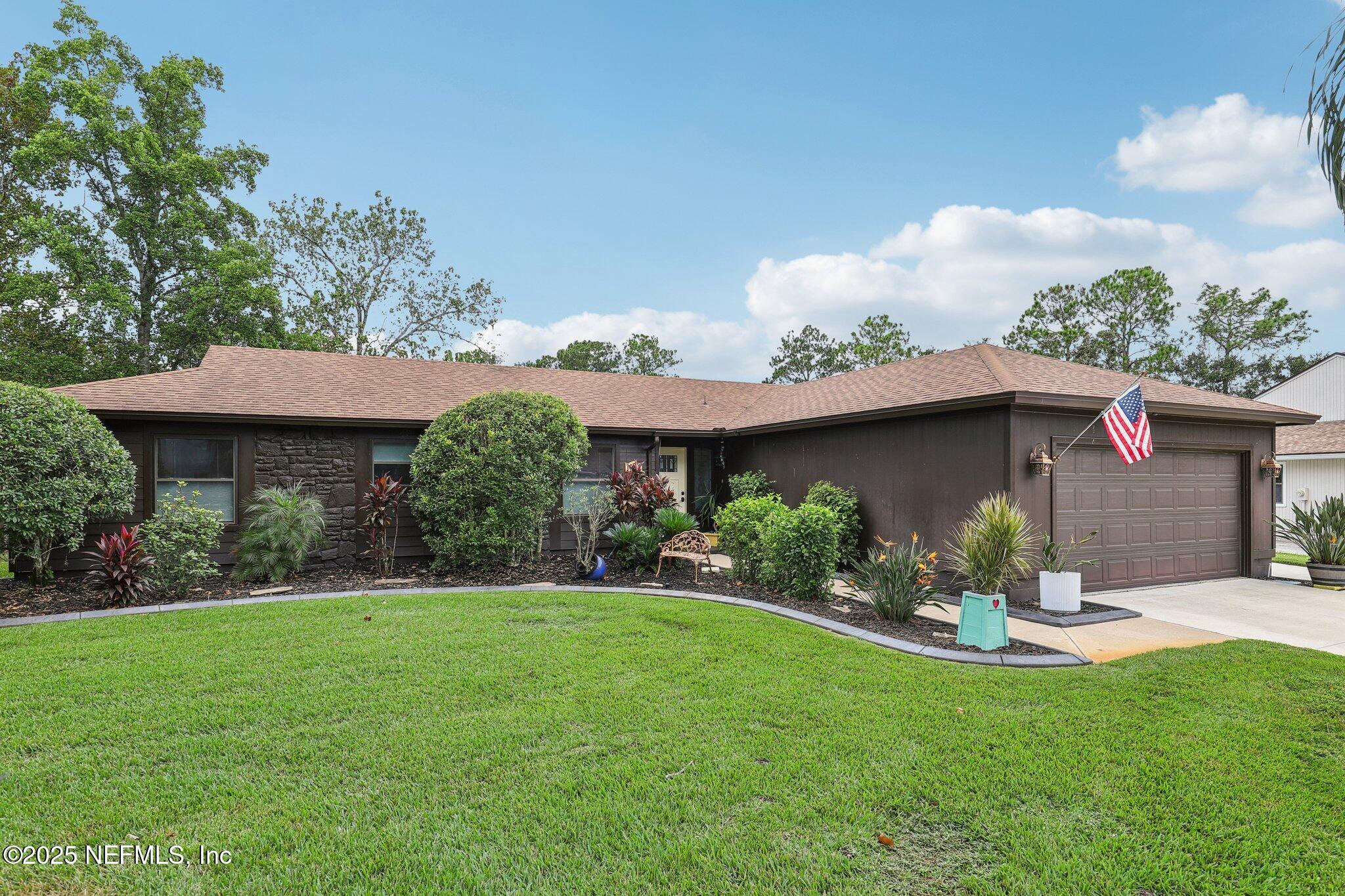 10858 MANDARIN STATION Drive W