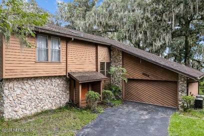 3328 STATE ROAD 13 N St. Johns FL 32259