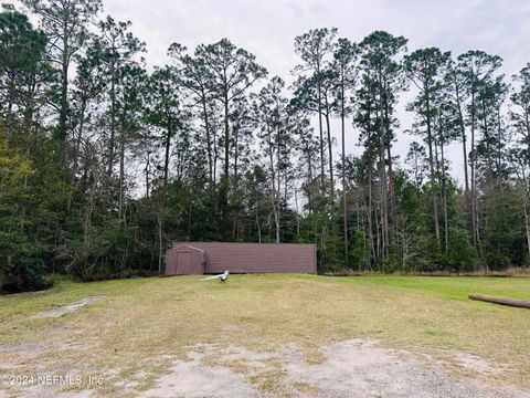 A home in Middleburg