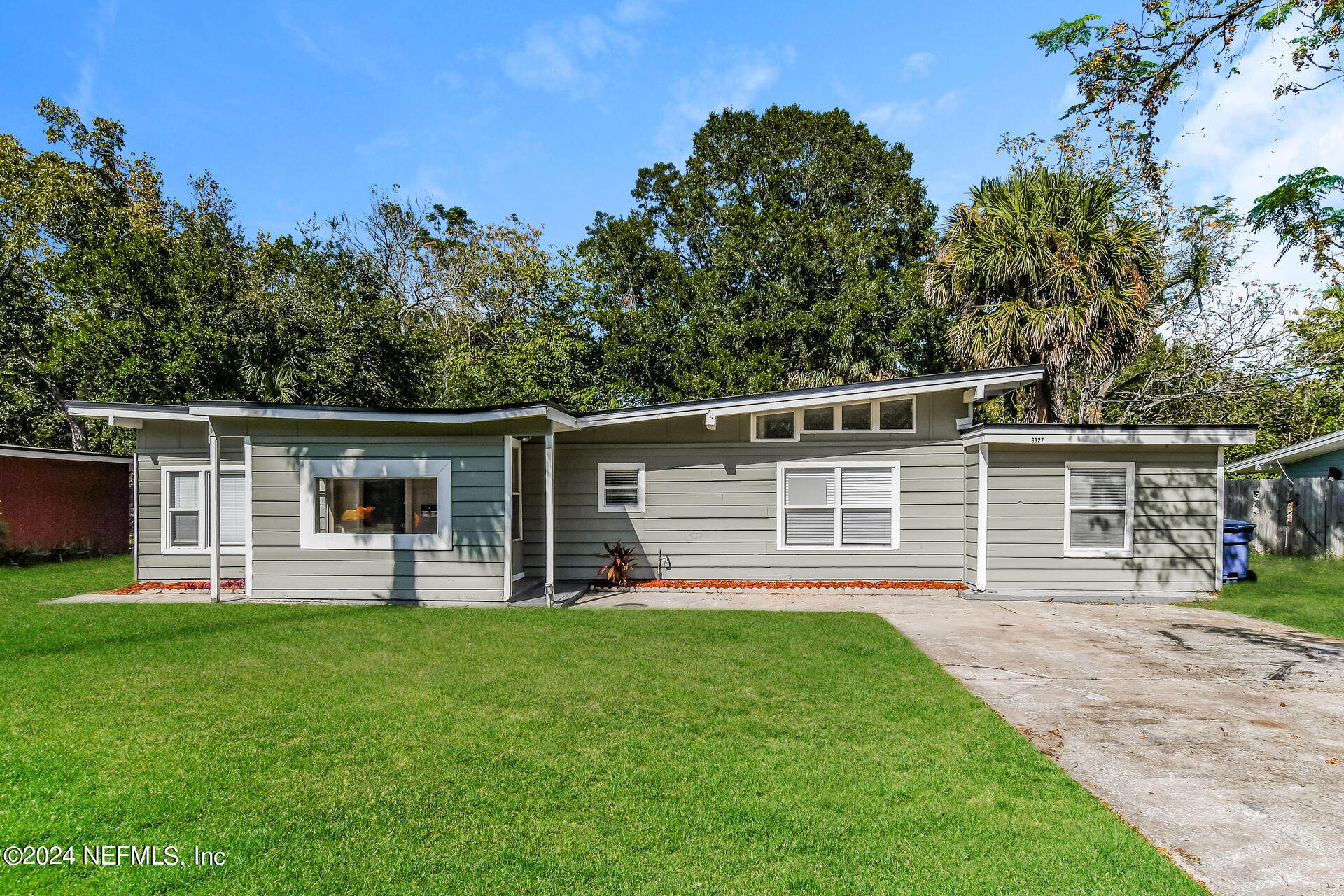Jacksonville, FL home for sale located at 6327 Elise Drive, Jacksonville, FL 32211