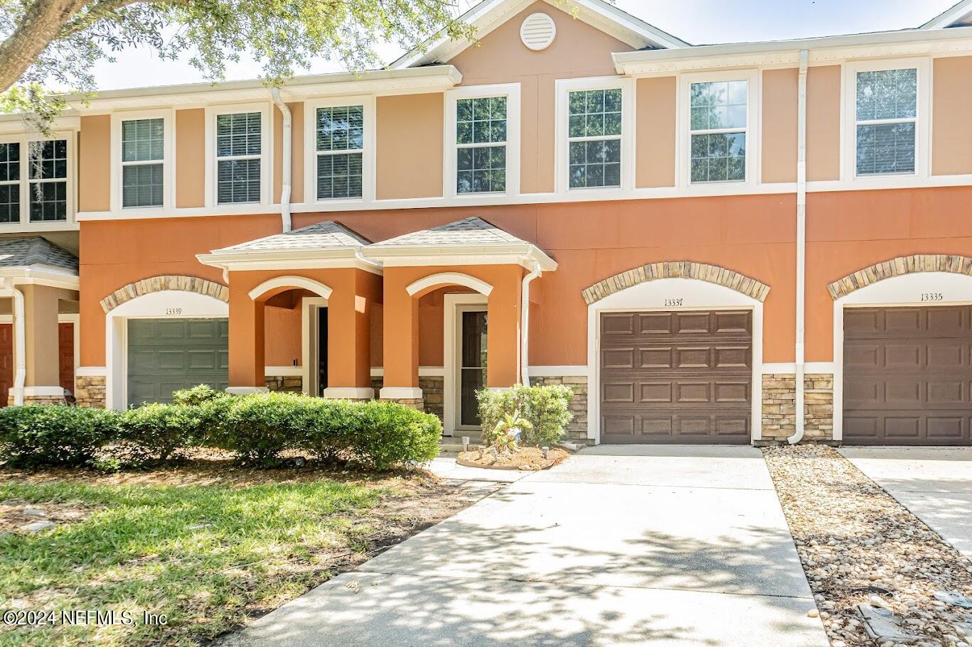 Jacksonville, FL home for sale located at 13337 Solar Drive, Jacksonville, FL 32258