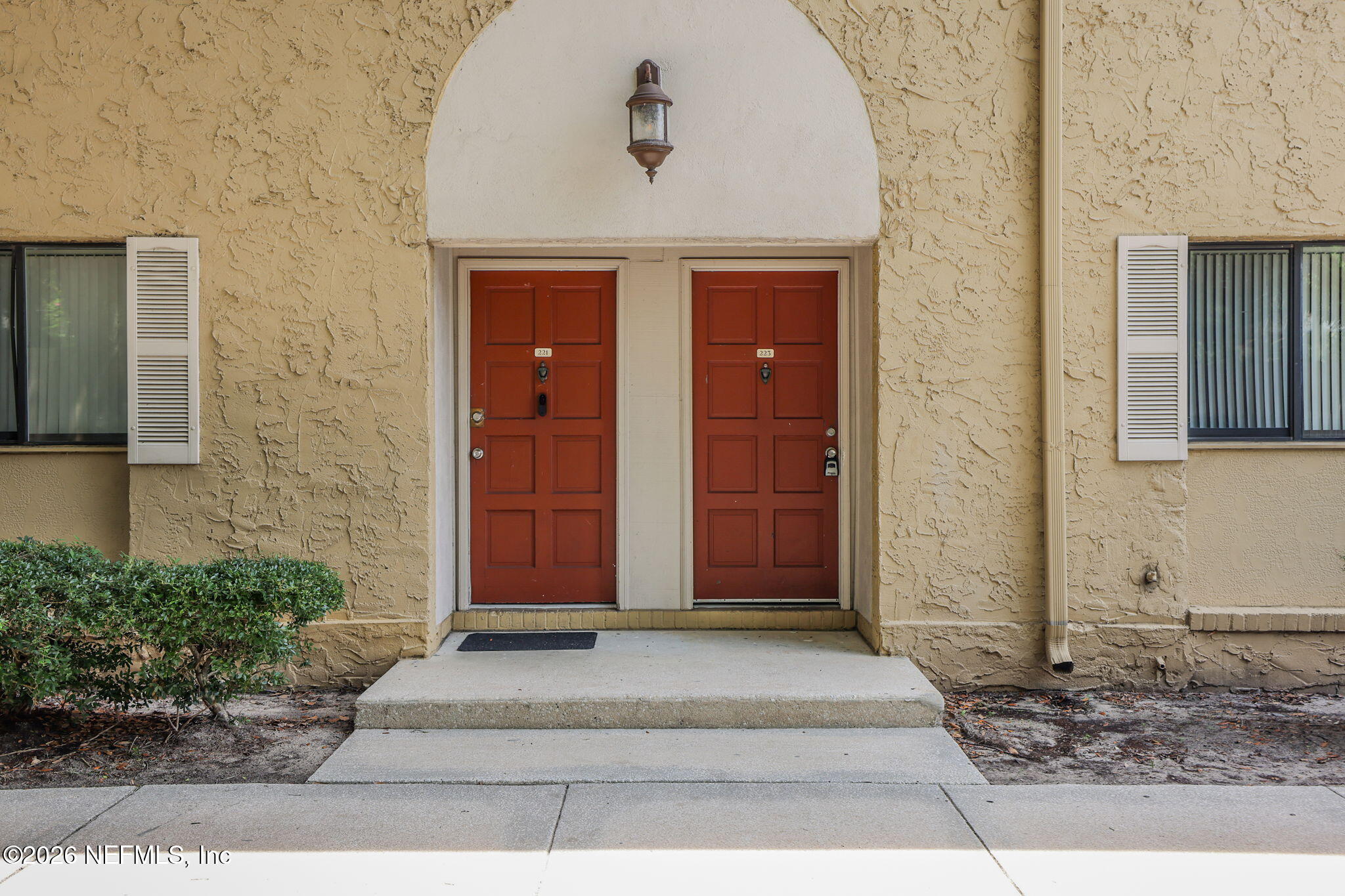 5811 ATLANTIC Boulevard 223