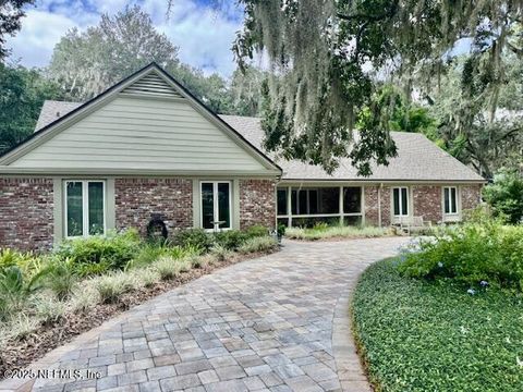 2556 HOLLY POINT Road E Orange Park FL 32073