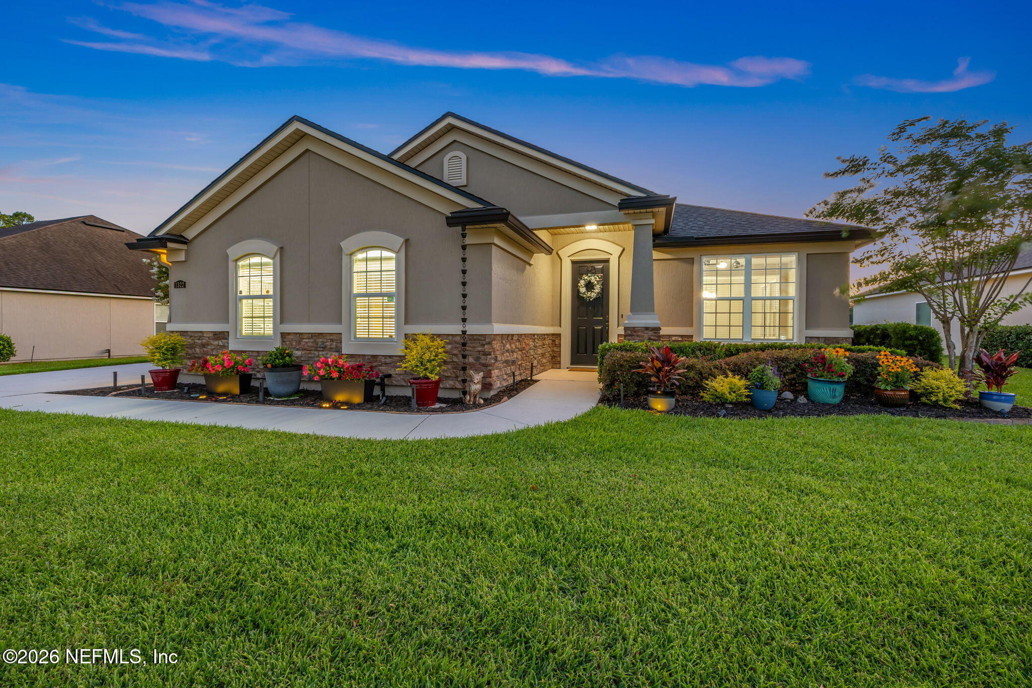 1322 WARBLER Way