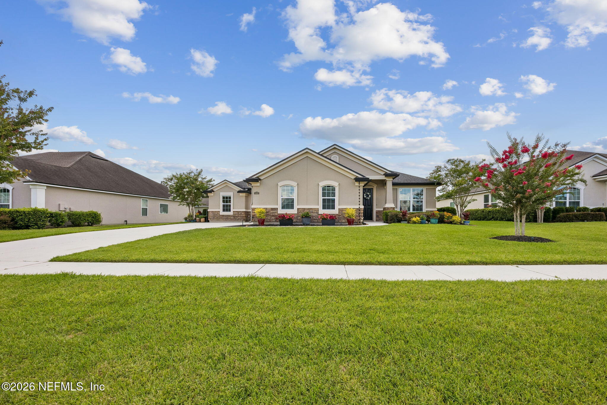 1322 WARBLER Way