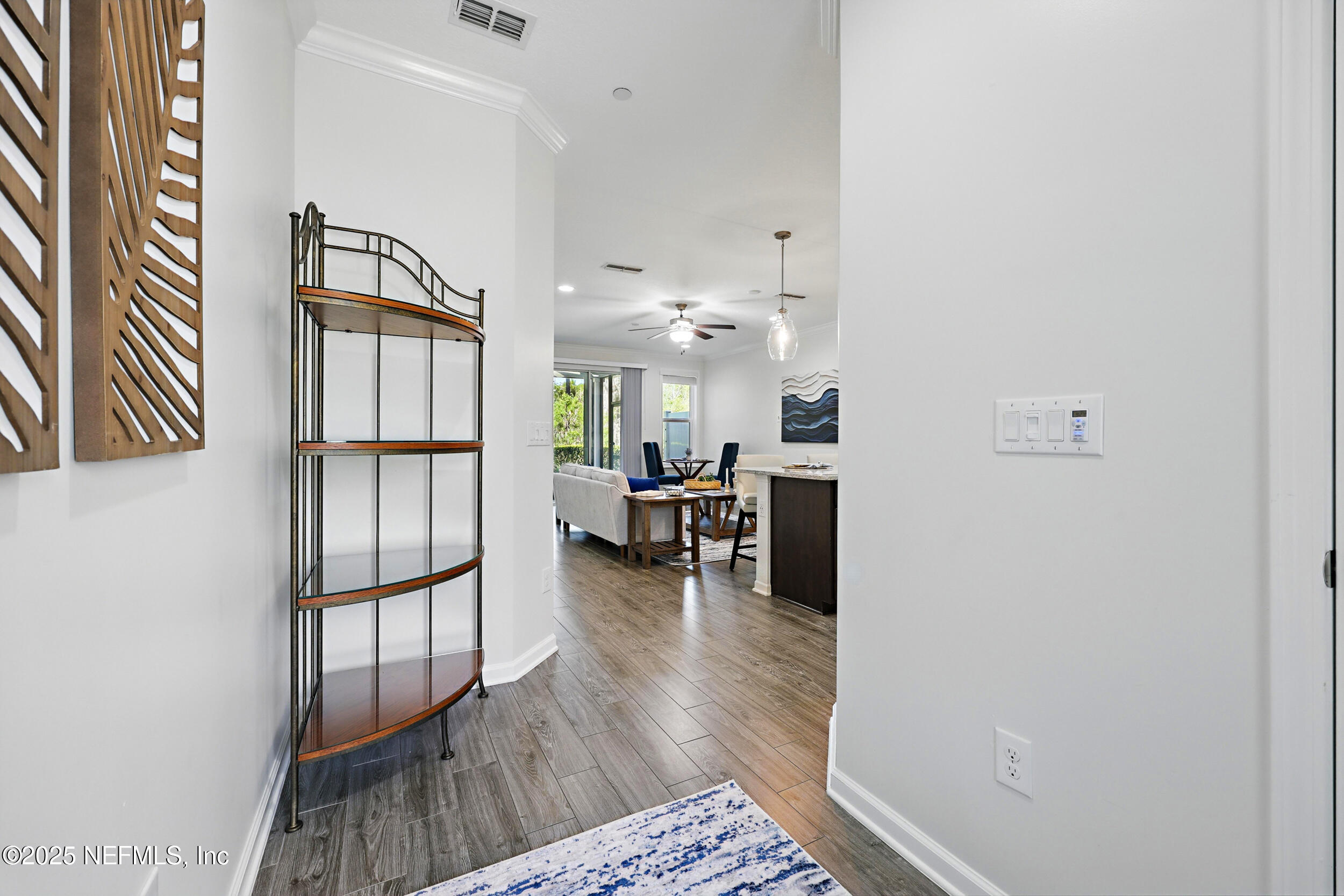 68 CANARY PALM Court