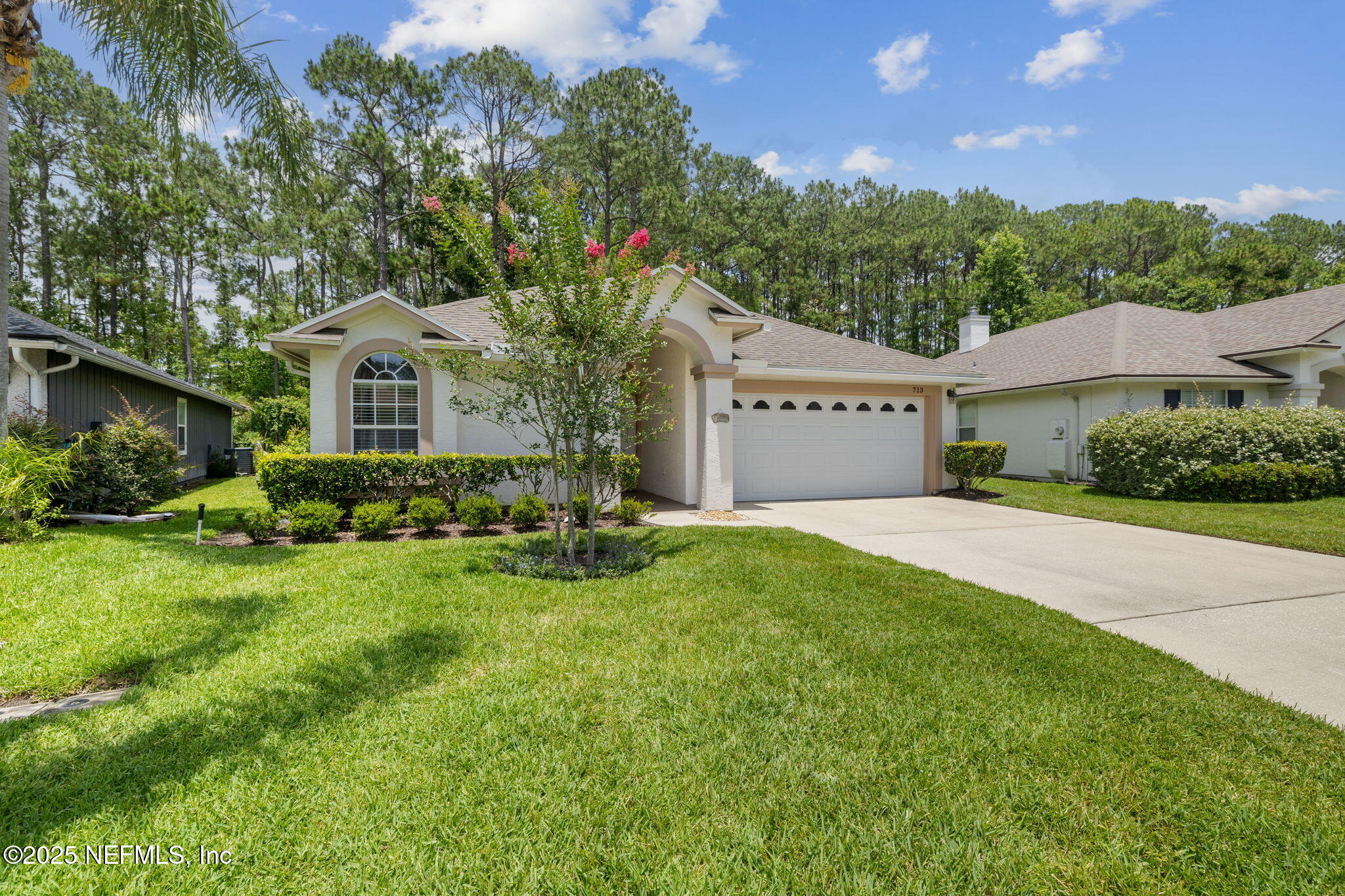 713 LOCKWOOD Lane