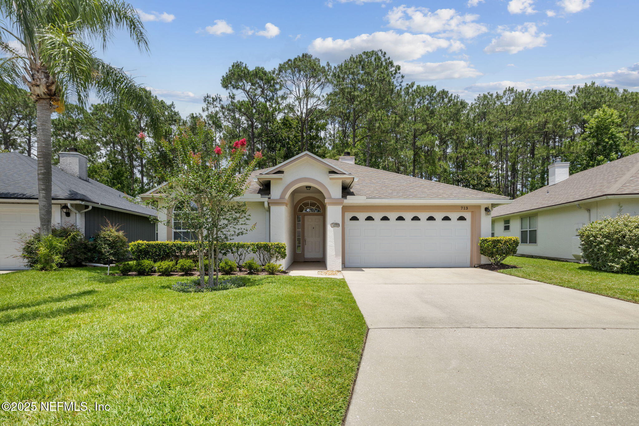 713 LOCKWOOD Lane