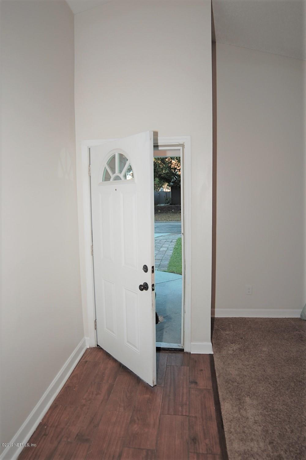 3384 MANDARIN GLEN Circle S