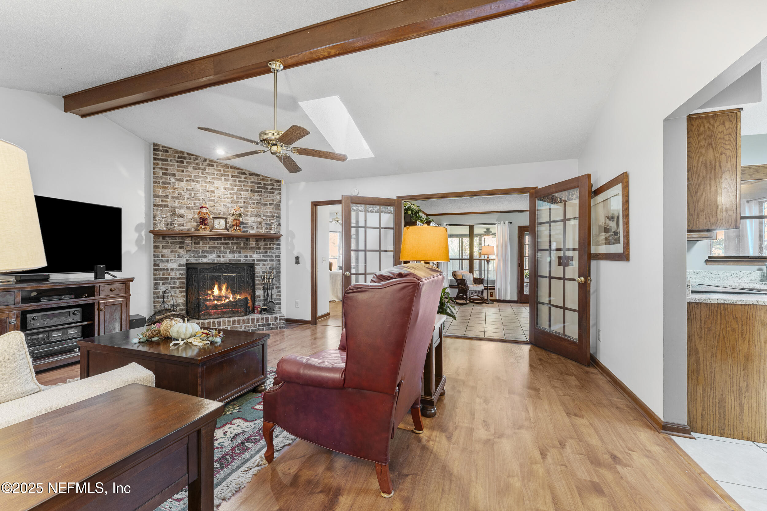 531 LOS PALMAS Drive