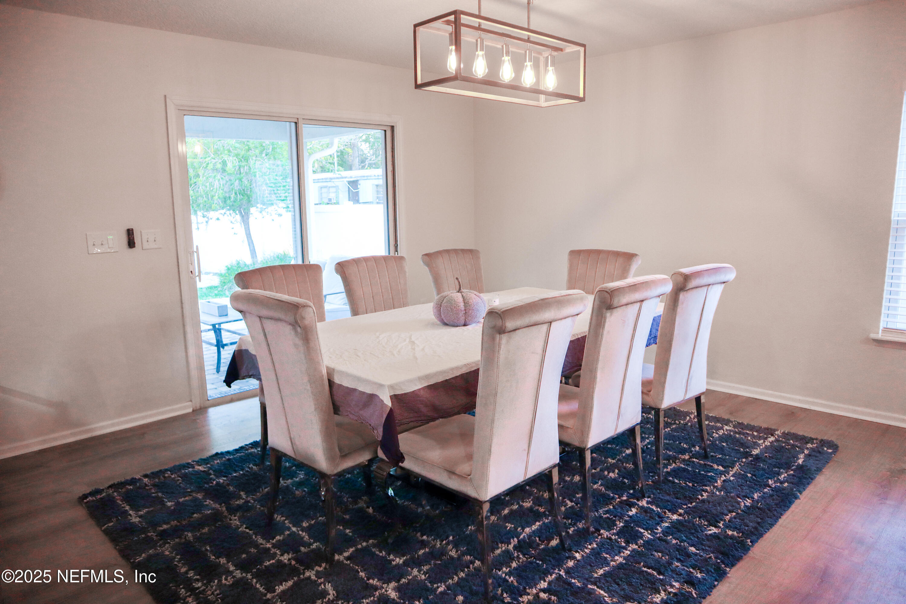 2172 CHANDLERS WALK Lane