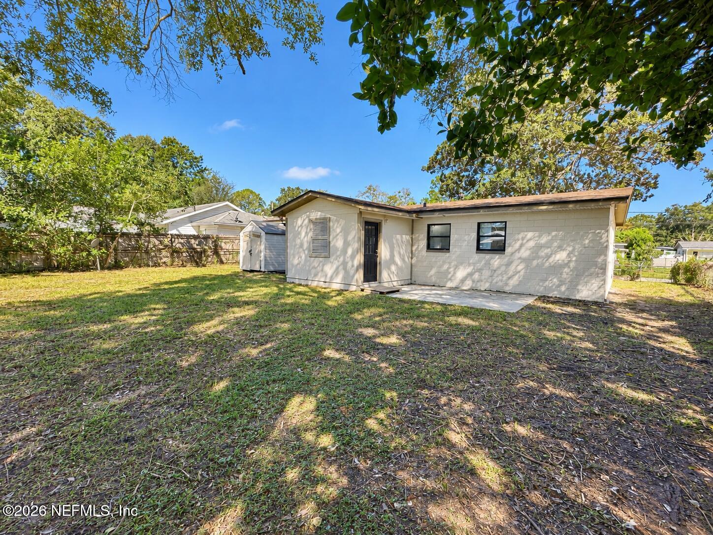 7446 CENTAURI Road