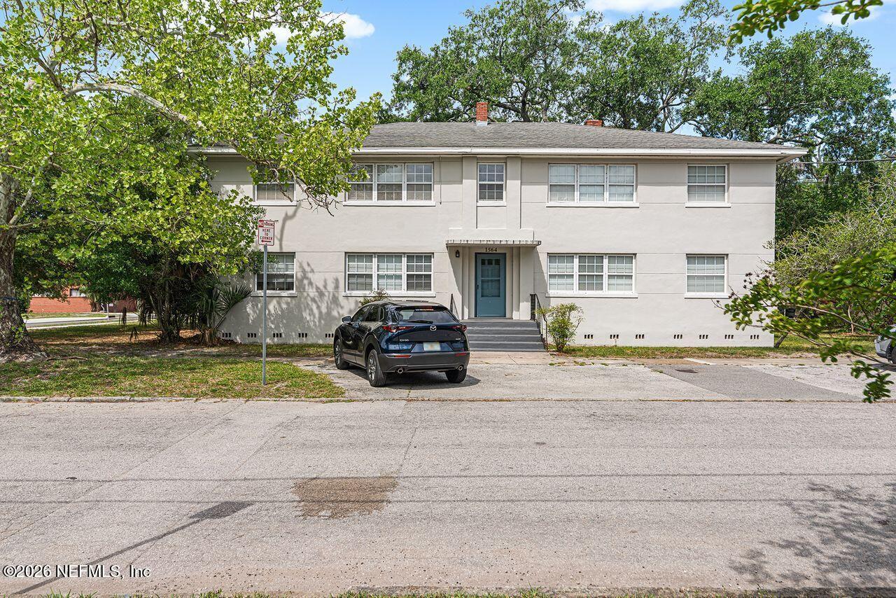1225 LASALLE Street