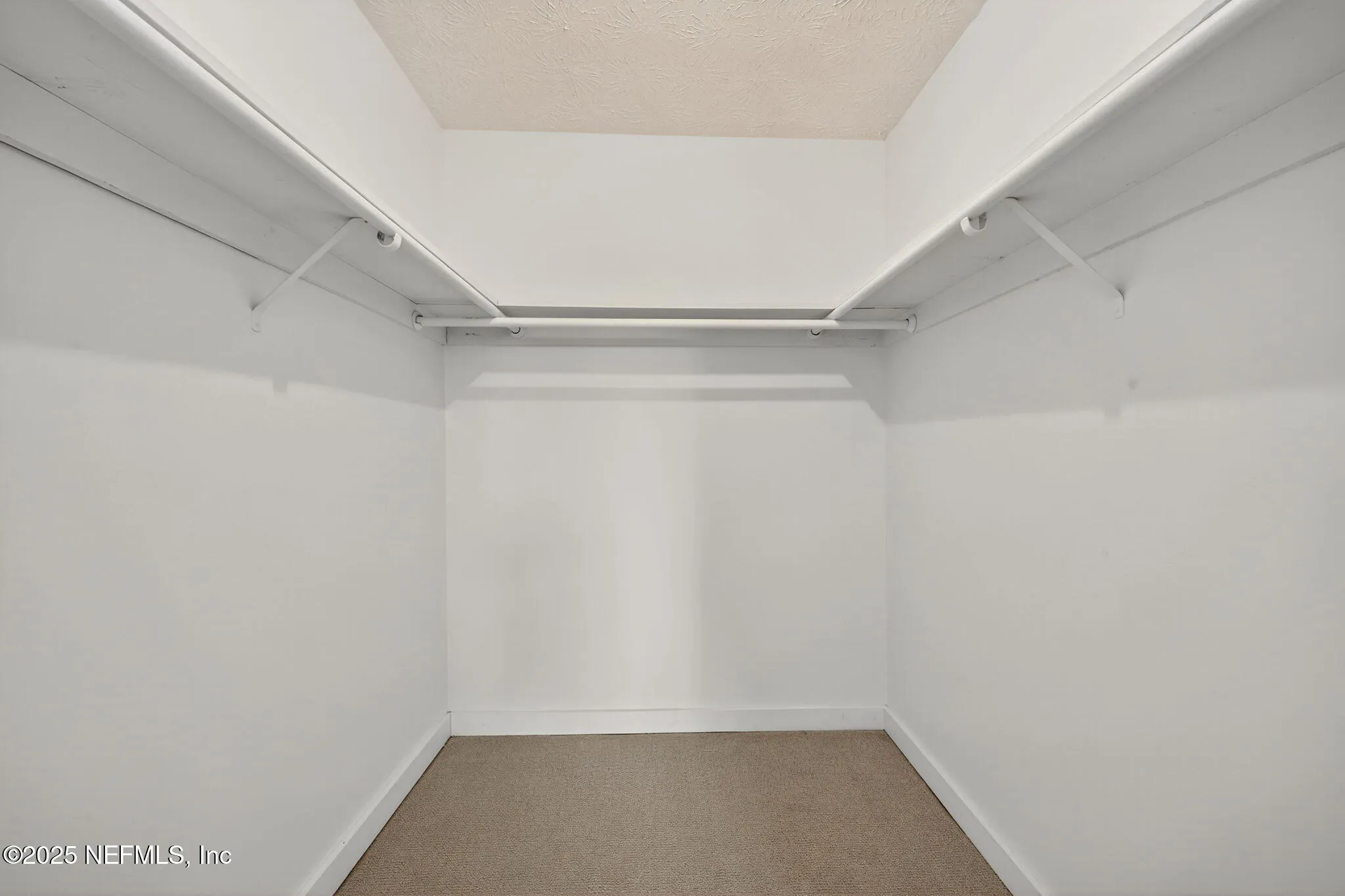 Jacksonville, Florida 32207, United States, 2 Bedrooms Bedrooms, ,2 BathroomsBathrooms,Residential,Active,236209