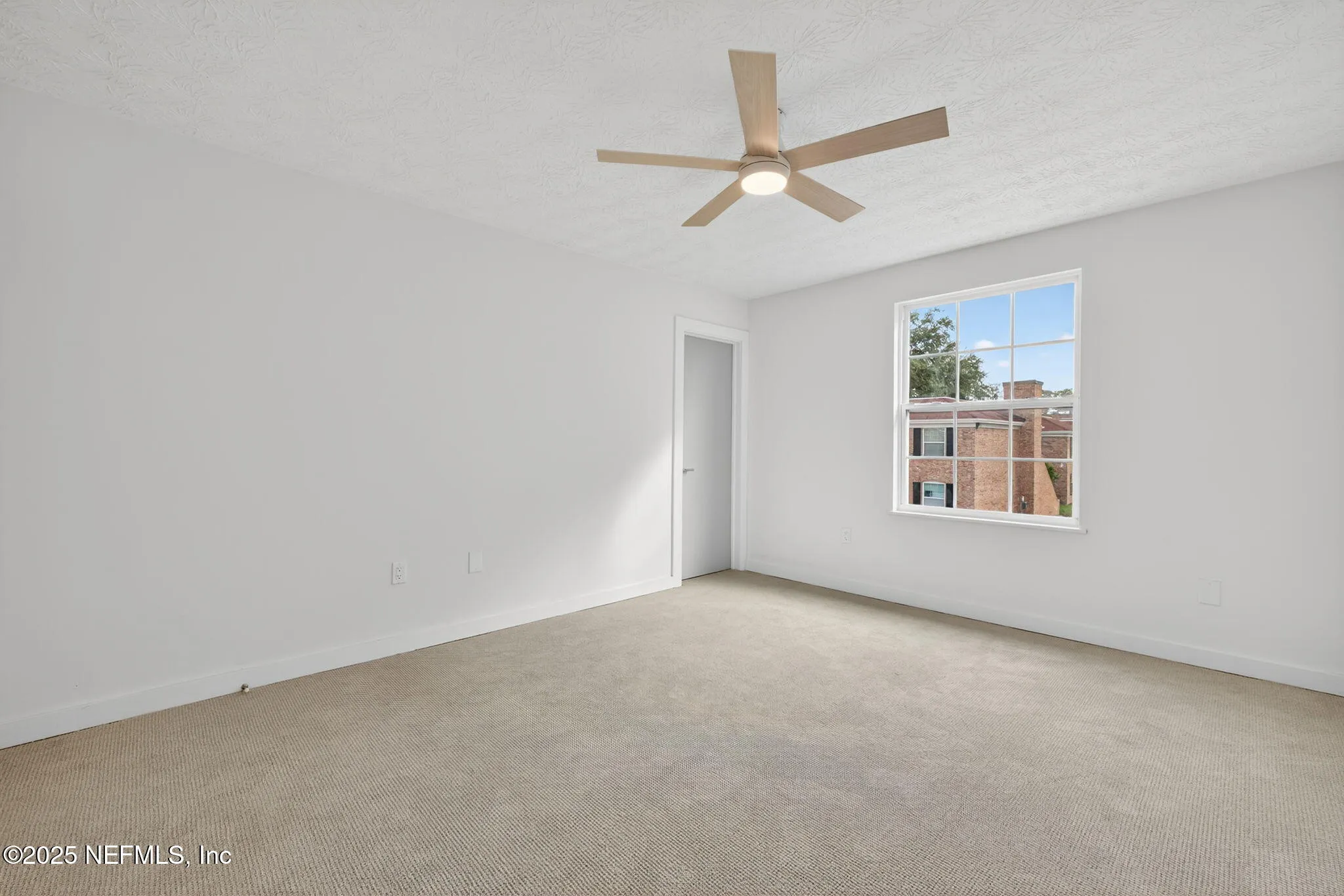 Jacksonville, Florida 32207, United States, 2 Bedrooms Bedrooms, ,2 BathroomsBathrooms,Residential,Active,236209