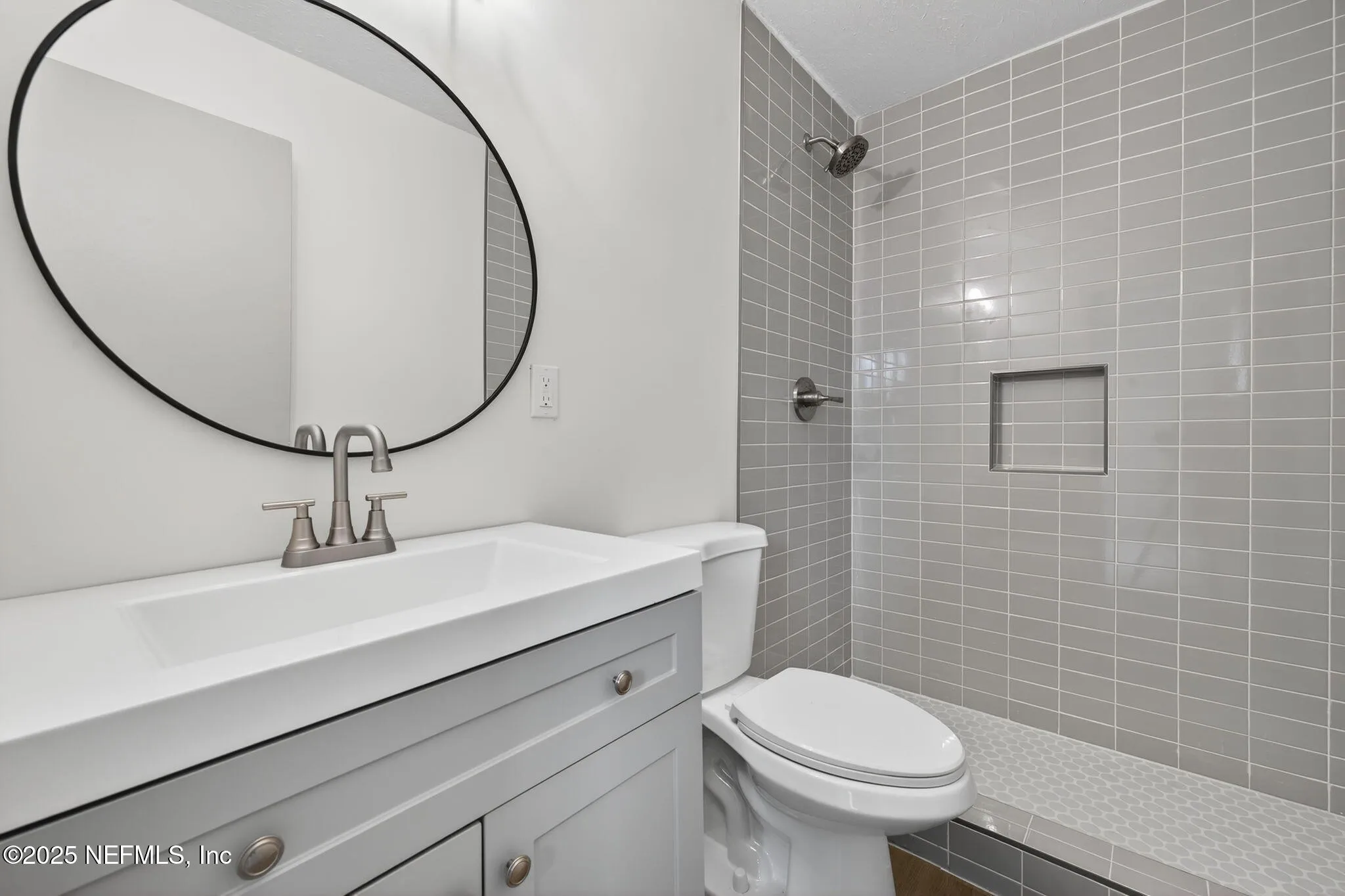 Jacksonville, Florida 32207, United States, 2 Bedrooms Bedrooms, ,2 BathroomsBathrooms,Residential,Active,236209