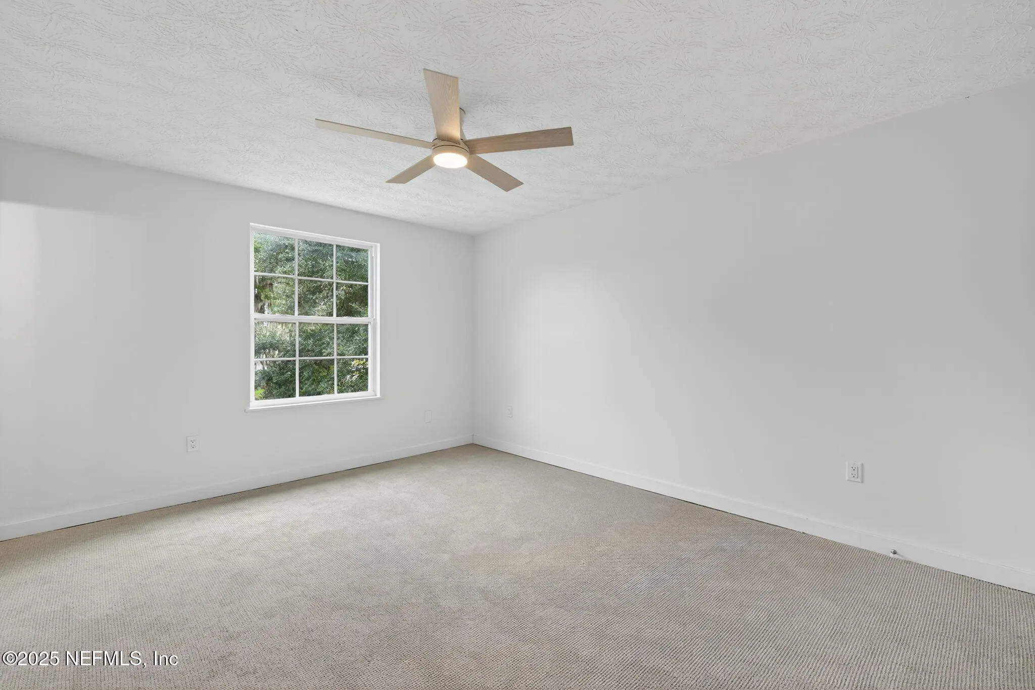 Jacksonville, Florida 32207, United States, 2 Bedrooms Bedrooms, ,2 BathroomsBathrooms,Residential,Active,236209