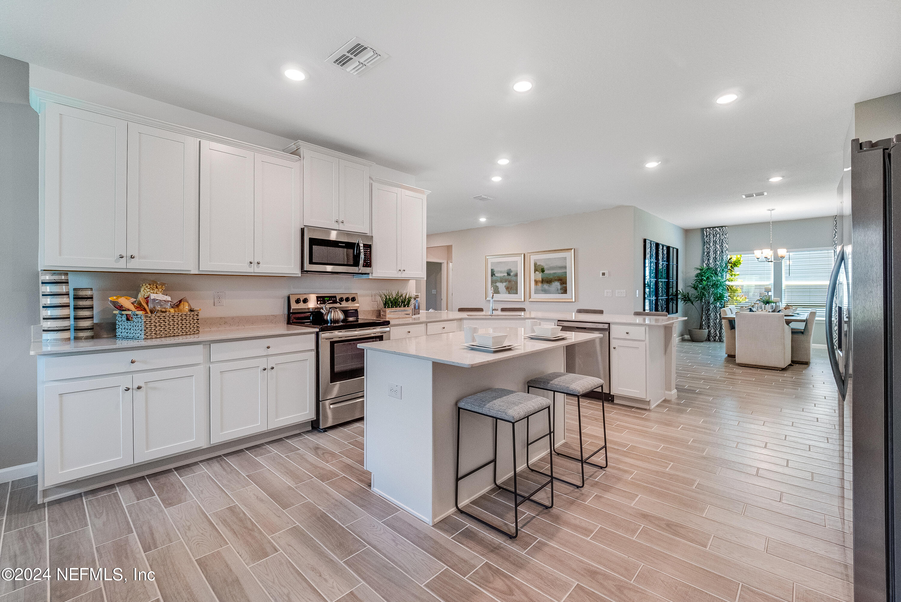 81 GRAND TRAVERSE Circle