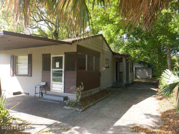 Jacksonville, FL home for sale located at 3113 W 12TH Street, Jacksonville, FL 32254