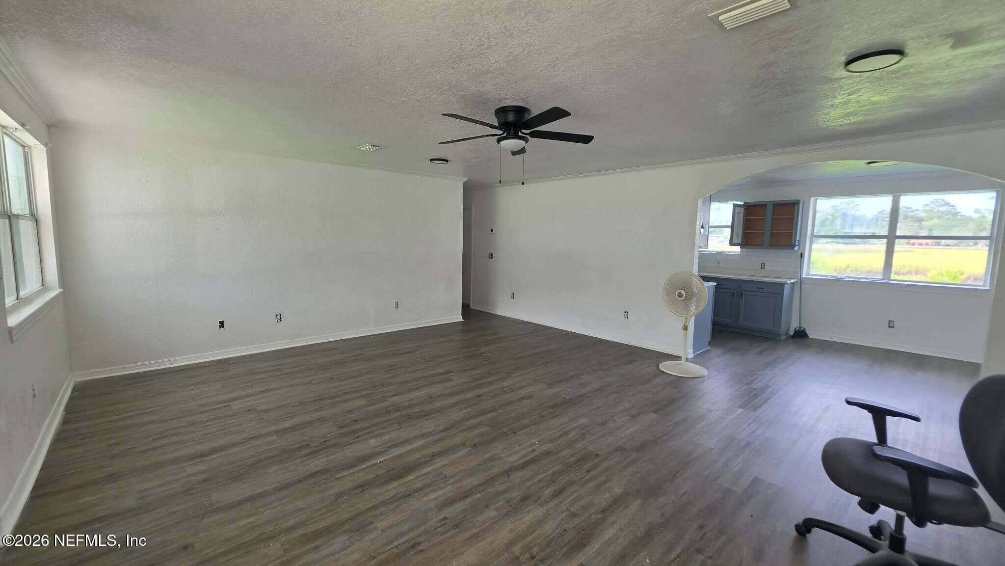 2325 RIBAULT SCENIC Drive