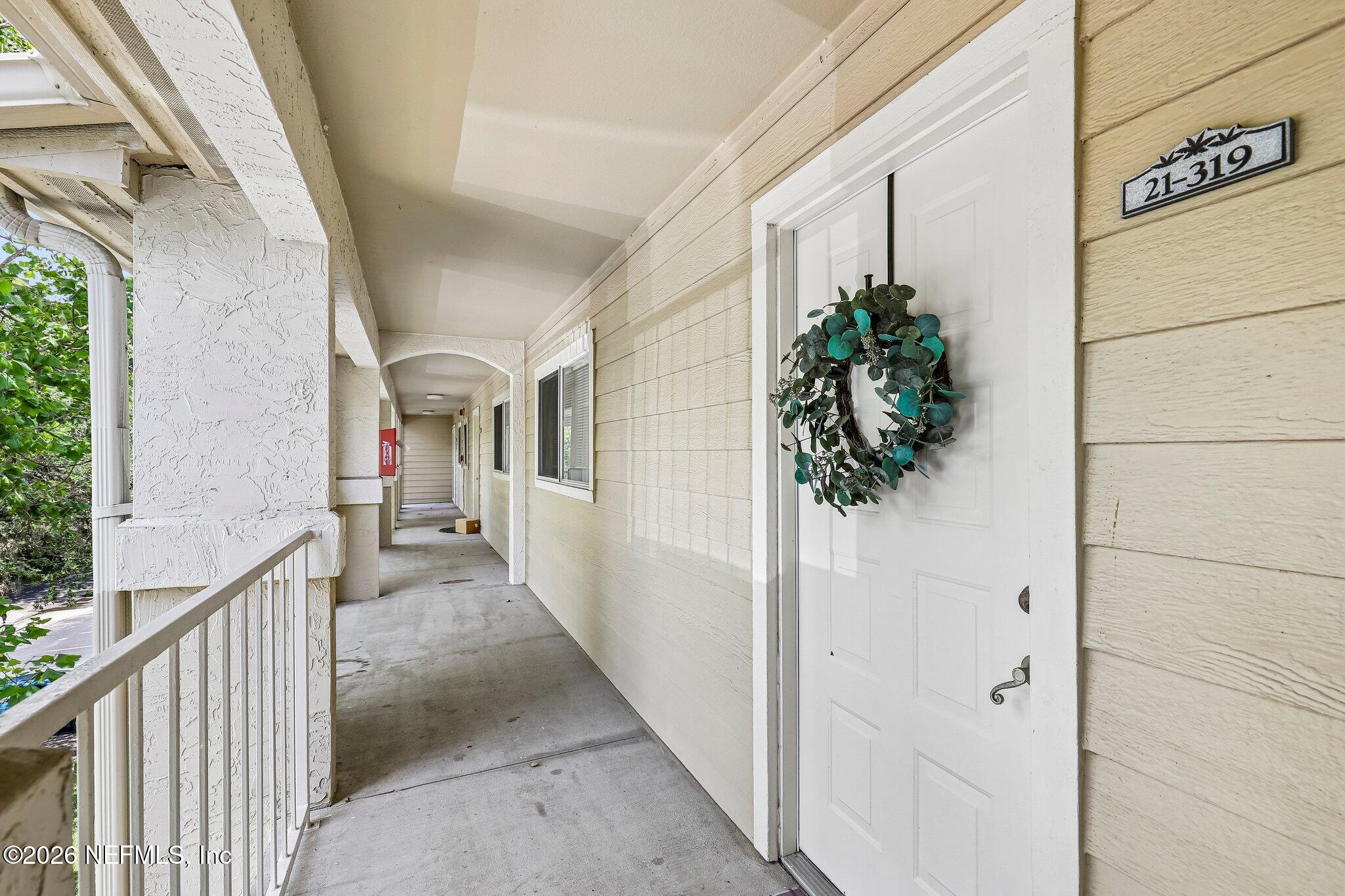 21 ARBOR CLUB Drive 319