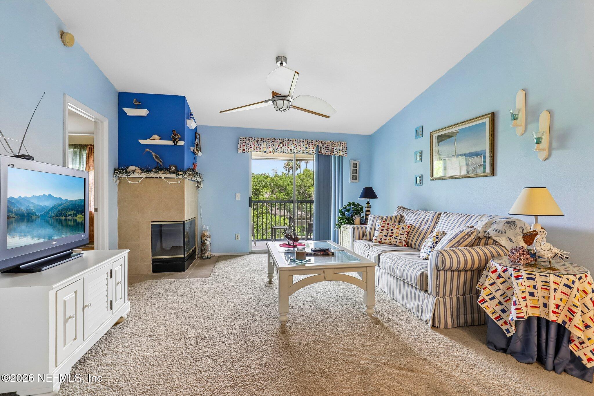 21 ARBOR CLUB Drive 319