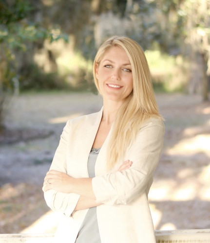 This is a photo of JESSICA ARSENEAU. This professional services St Augustine, FL 32092 and the surrounding areas.