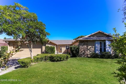 443 HOLIDAY HILL Circle W Jacksonville FL 32216