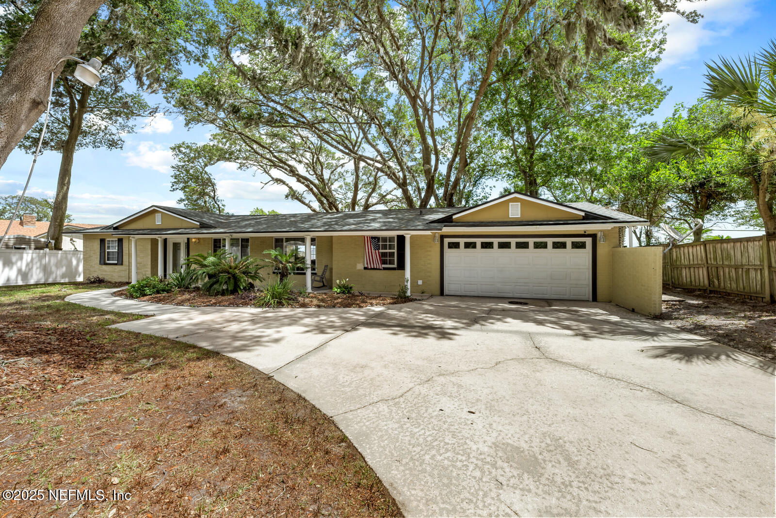 2205 HOLLY OAKS RIVER Drive