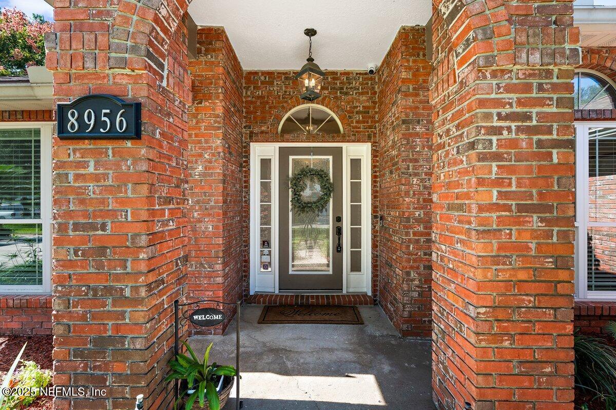 8956 DEER BERRY Court