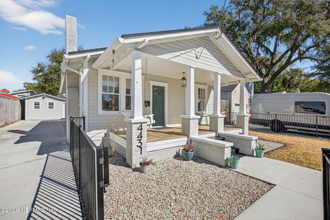 Photo of 4431 BEVERLY Avenue, Jacksonville, FL 32210 (MLS # 2130152)