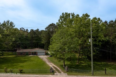 A home in Middleburg