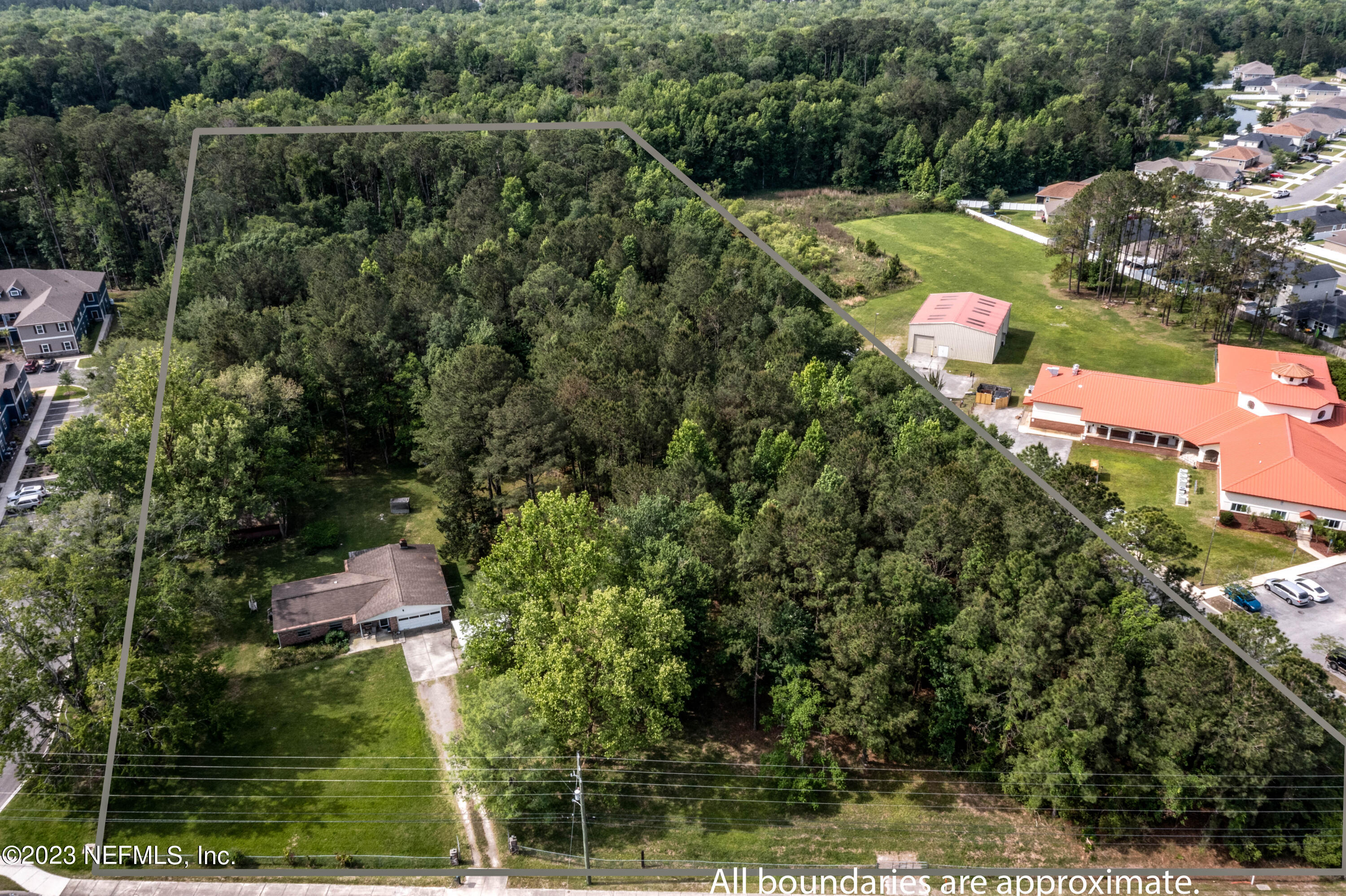 Middleburg, FL home for sale located at 2777 County Rd 220, Middleburg, FL 32068