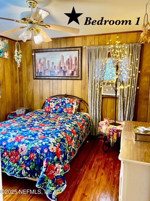 A home in Interlachen